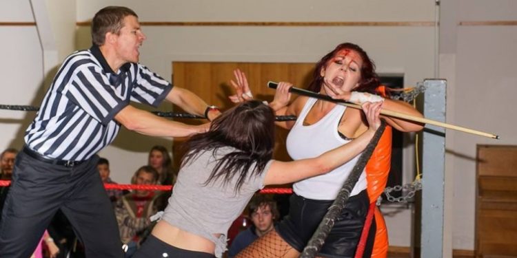 Scarlett reclaims KPW title in bloody Street Fight
